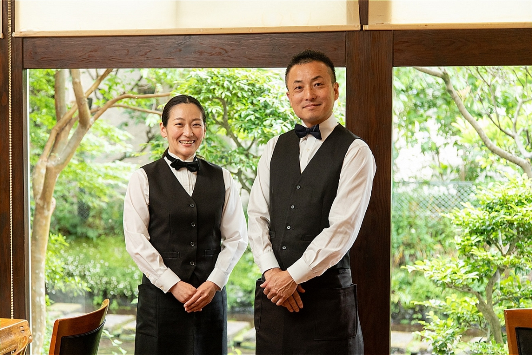 静岡三島、緑のせせらぎビュー、
ご夫婦2人によるおもてなしのバー。
＜前編＞