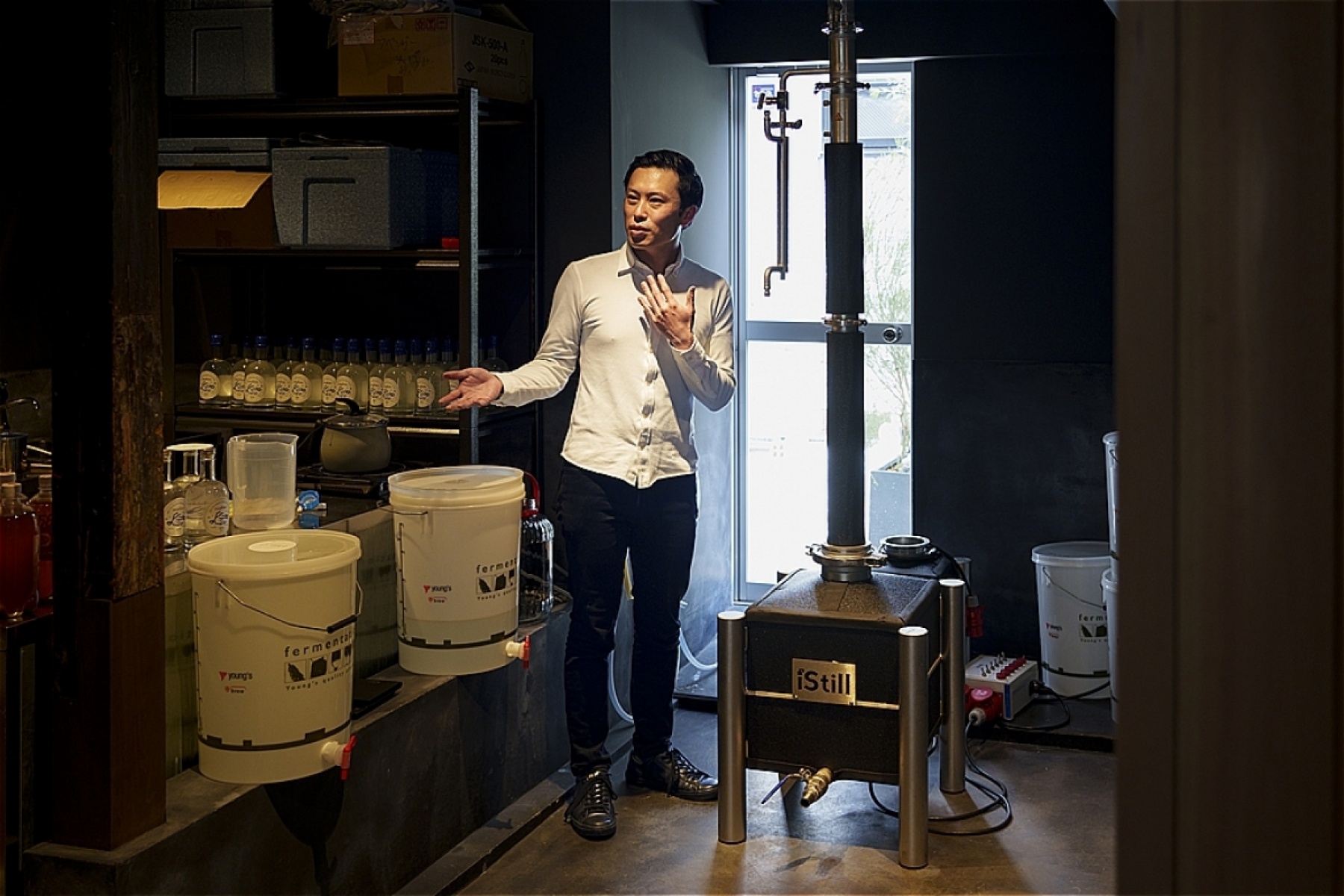 幾星 京都蒸溜室：
築140年の京町家を改装した
国内初のノンアル専門蒸溜所へ。
＜前編＞