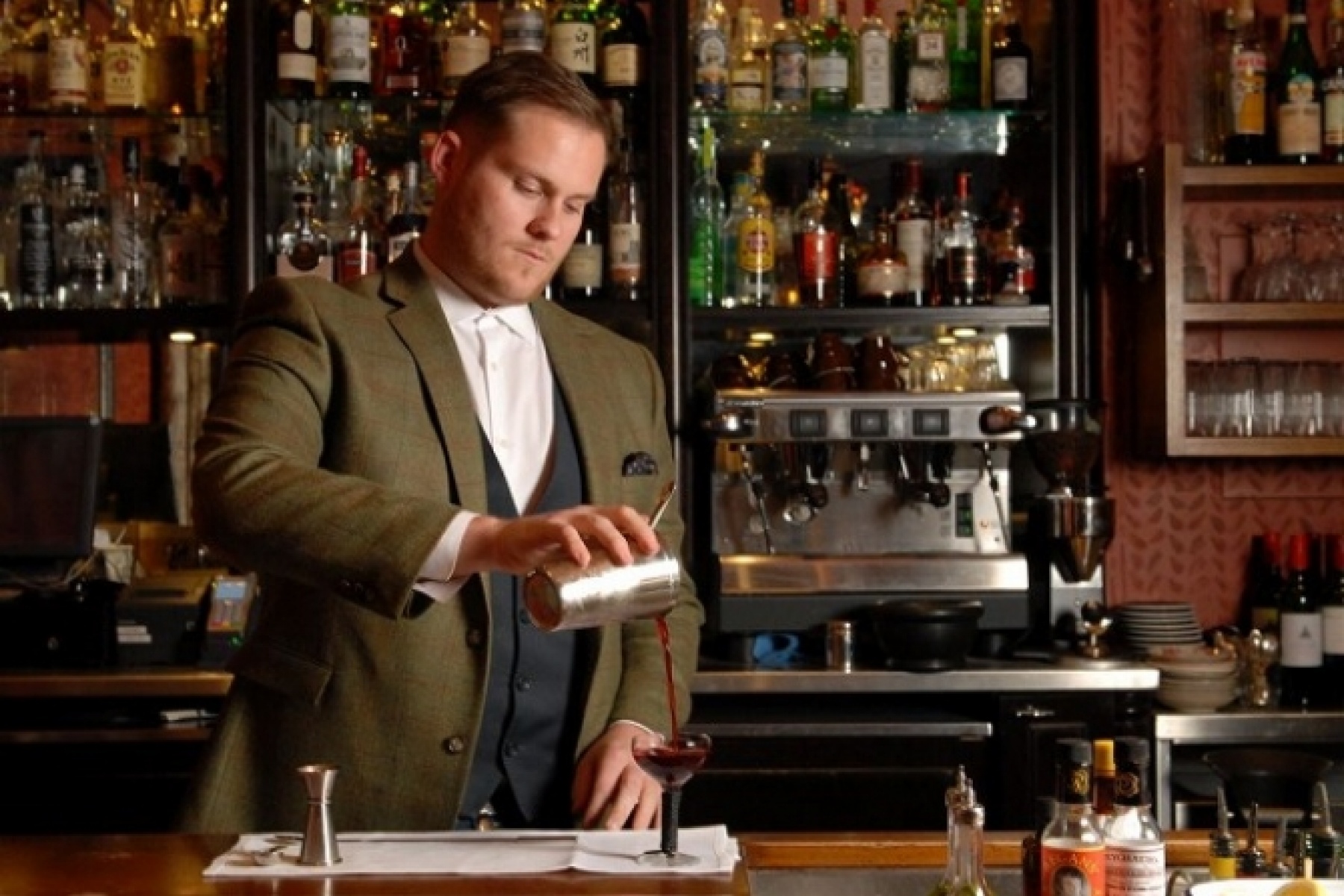 ロンドン・ファリンドン地区発、
新しいカタチのホテルバー。
＜前編＞
