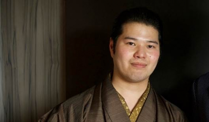 イエロー ブリック ロード（写真右）Yellow Brick Road