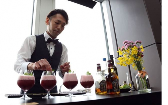 パーソナル コリンズ現代　PERSONA COLLINS